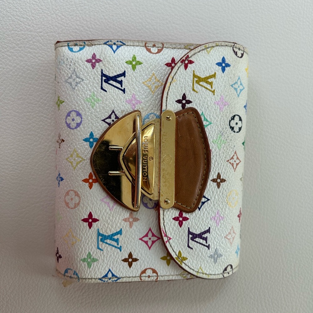 Elegant Pink Women's Wallet